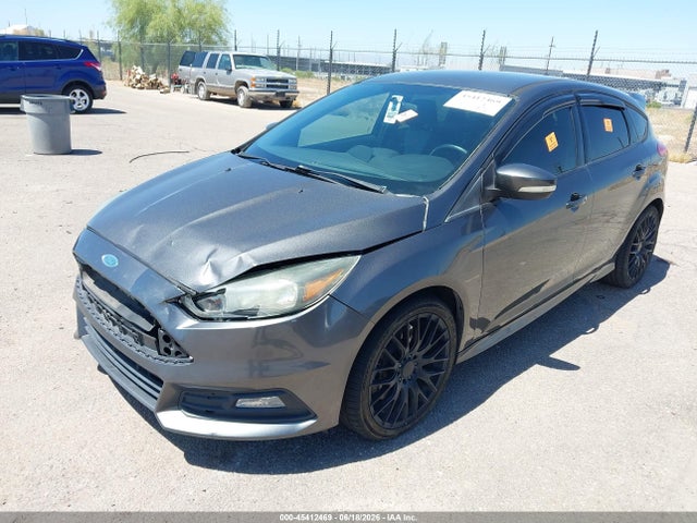 Продажа на аукционе авто 2015 Ford Focus St, vin: 1FADP3L94FL211188, номер лота: 45412469