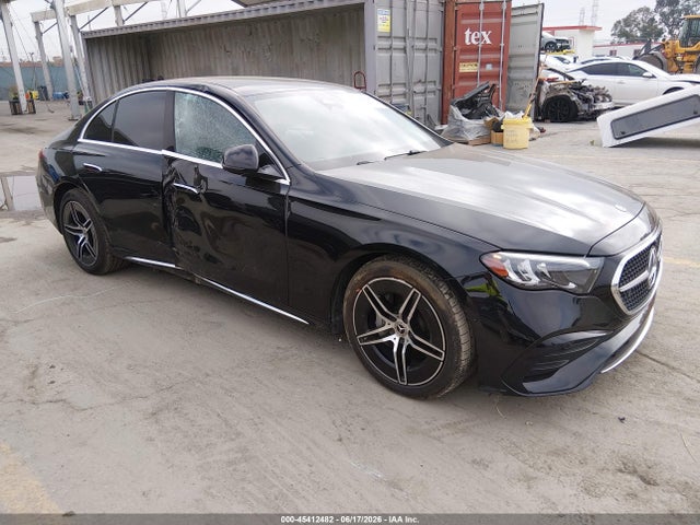 Mercedes-Benz E 350 2024 W1KLF4HBXRA047283 головне зображення
