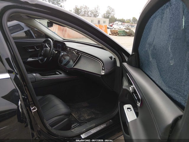 W1KLF4HBXRA047283 Mercedes-Benz E 350