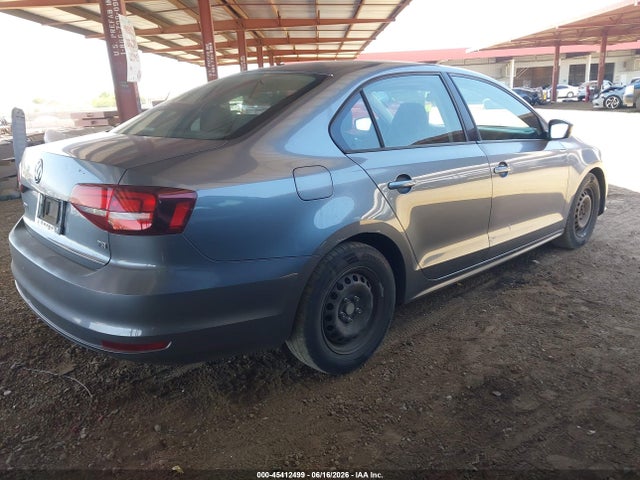 3VW267AJ2GM361614 Volkswagen Jetta 1.4t S