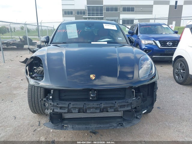 Aukcja sprzedaży 2024 Porsche Macan T, vin: WP1AA2A55RLB18899, numer aukcji: 45412541