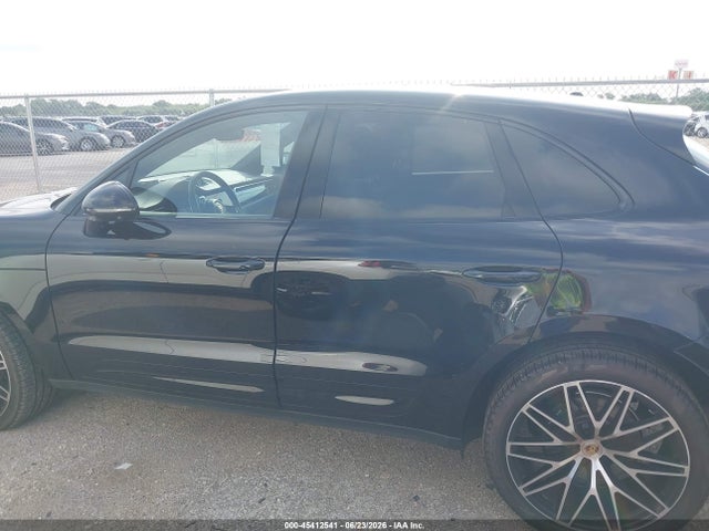 Aukcja sprzedaży 2024 Porsche Macan T, vin: WP1AA2A55RLB18899, numer aukcji: 45412541