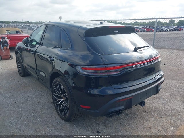 Aukcja sprzedaży 2024 Porsche Macan T, vin: WP1AA2A55RLB18899, numer aukcji: 45412541