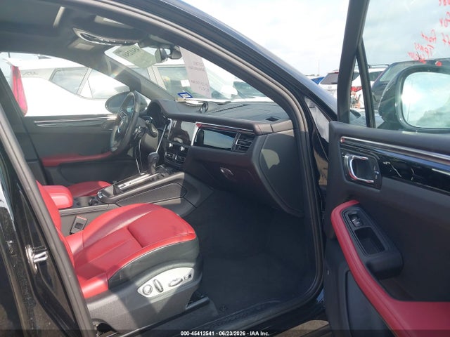 Aukcja sprzedaży 2024 Porsche Macan T, vin: WP1AA2A55RLB18899, numer aukcji: 45412541