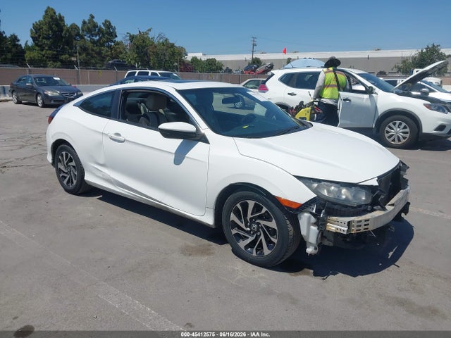 Honda Civic Lx-p 2017 2HGFC4B06HH308269 main image