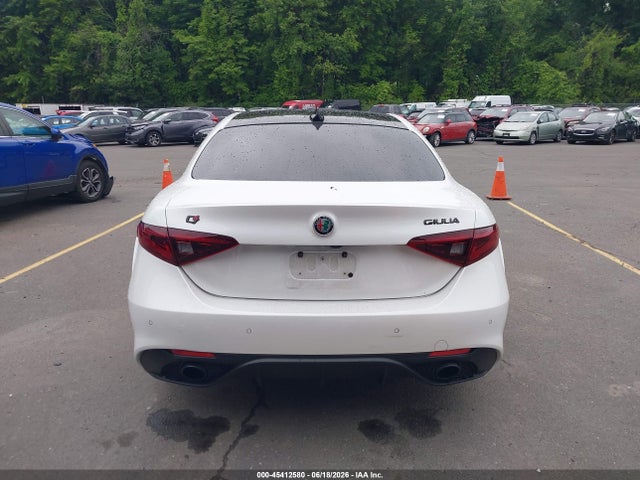 45412580 :رقم المزاد ، ZARFANBNXK7613823 vin ، 2019 Alfa Romeo Giulia Ti Sport Carbon Awd مزاد بيع
