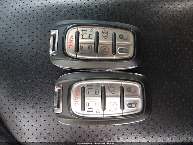 2C4RC1L78PR575668 Chrysler Pacifica Hybrid Touring L