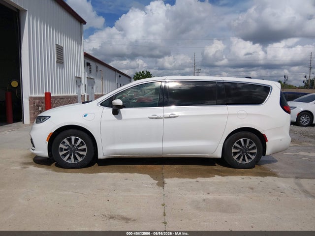 2C4RC1L78PR575668 Chrysler Pacifica Hybrid Touring L