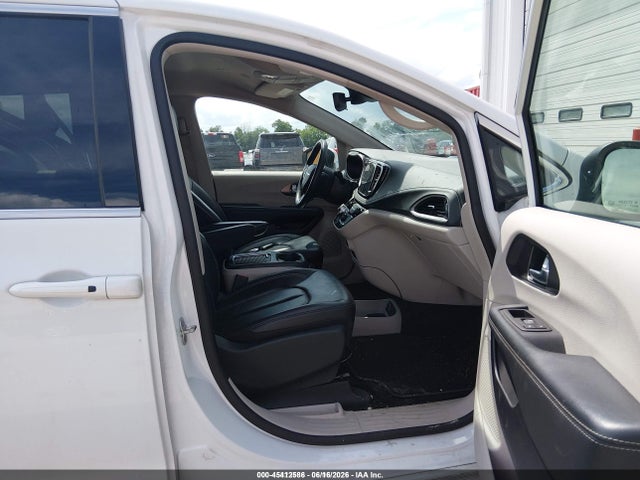 2C4RC1L78PR575668 Chrysler Pacifica Hybrid Touring L