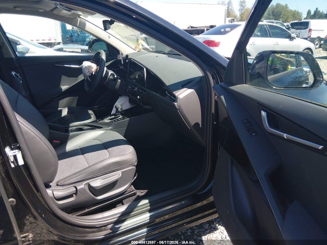 KIA NIRO SX 2023 KNDCT3LE7P5036648 Image 17