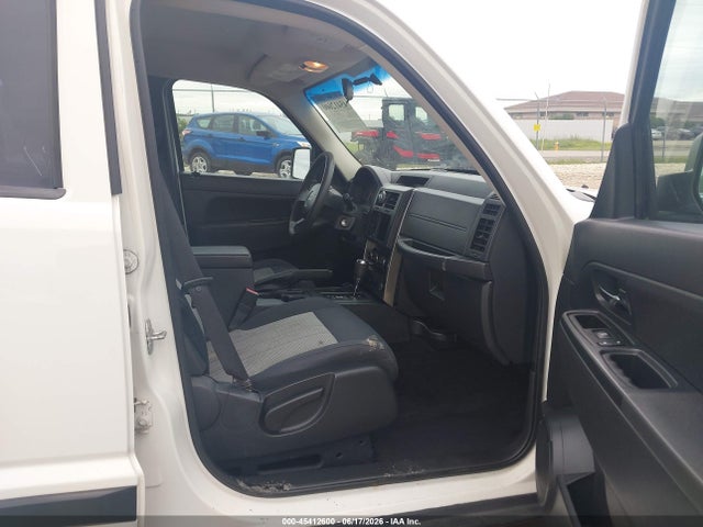 45412600 :رقم المزاد ، 1J4PN2GK2AW133144 vin ، 2010 Jeep Liberty Sport مزاد بيع