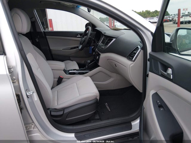 Hyundai TUCSON SE 2018 KM8J23A40JU655752 Image 5