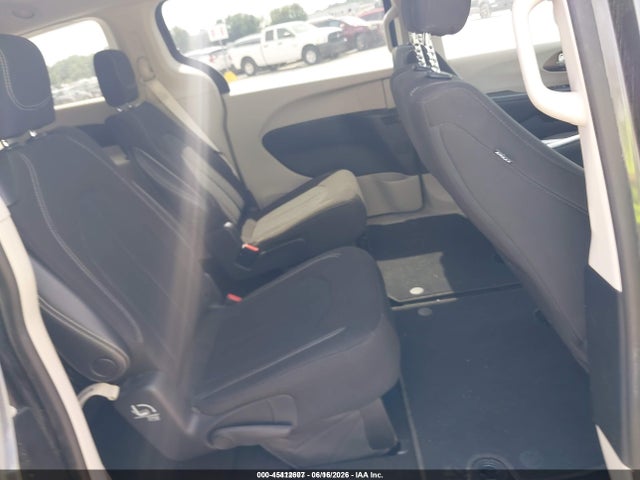 Chrysler Voyager Lx 2022 2C4RC1CG8NR127850 Image 8