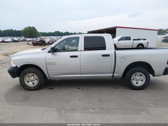 1C6RR7KG1JS306749 RAM 1500 Tradesman 4x4 5&#039;7 Box