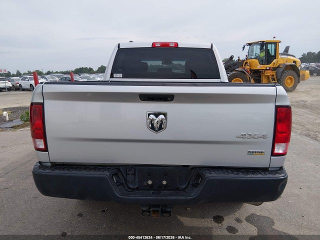 2018 Ram 1500 Tradesman  4x4 5'7 Box მანქანა იყიდება აუქციონზე, vin: 1C6RR7KG1JS306749, აუქციონის ნომერი: 45412624