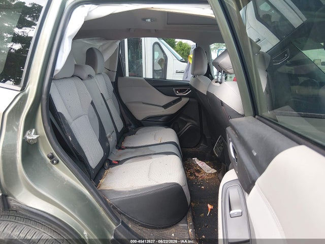 JF2SKAGC2LH472863 Subaru Forester Premium
