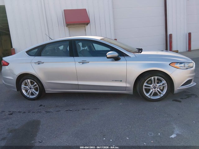 45412653 :رقم المزاد ، 3FA6P0UU4JR271606 vin ، 2018 Ford Fusion Hybrid S مزاد بيع