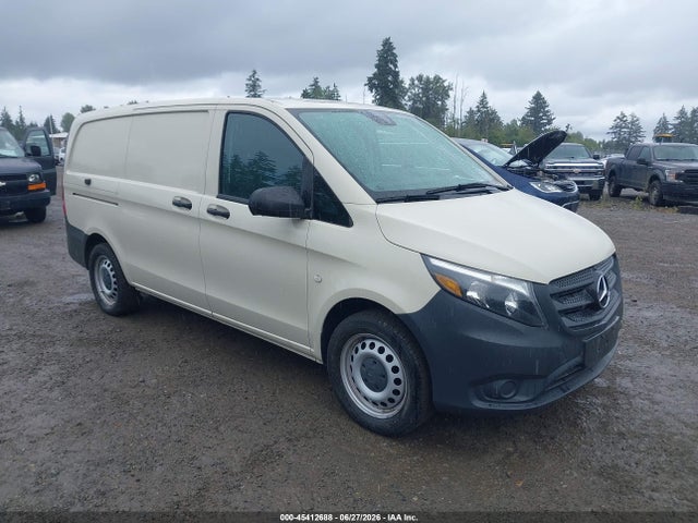 2019 WD3PG2EA0K3509833 main image