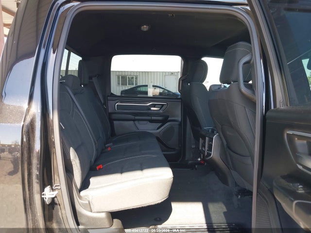 1C6SRFFT7MN679820 RAM 1500 Big Horn 4x4 5&#039;7 Box