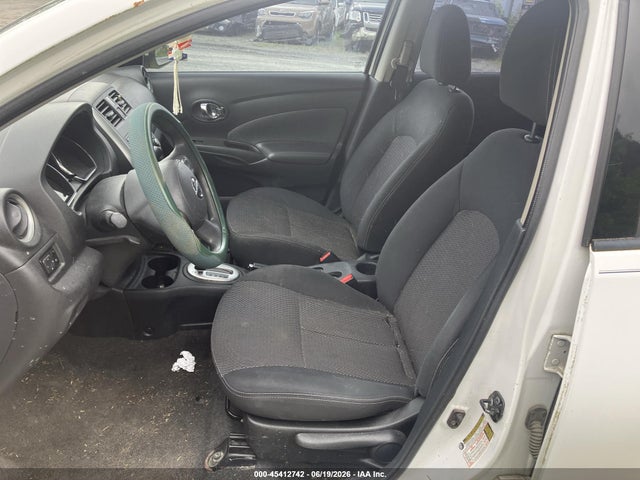 3N1CN7AP3EL809198 Nissan Versa 1.6 Sv