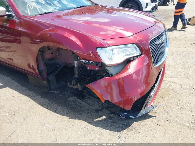 45412747 :رقم المزاد ، 2C3CCAAG0GH322525 vin ، 2016 Chrysler 300 Limited مزاد بيع