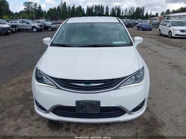 Chrysler Pacifica Hybrid Touring Plus 2017 2C4RC1H78HR838218 Image 12