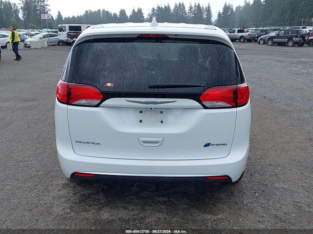 Chrysler Pacifica Hybrid Touring Plus 2017 2C4RC1H78HR838218 Image 16