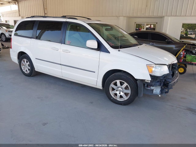 Продаж на аукціоні авто 2010 Chrysler Town & Country Touring, vin: 2A4RR5D1XAR117003, номер лоту: 45412802
