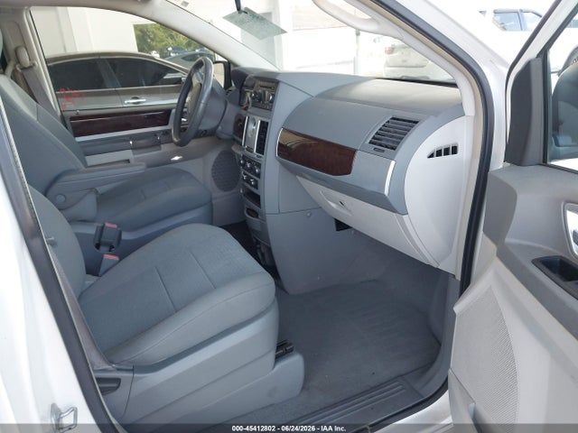 Продаж на аукціоні авто 2010 Chrysler Town & Country Touring, vin: 2A4RR5D1XAR117003, номер лоту: 45412802