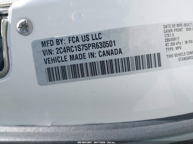 Chrysler Pacifica Hybrid Limited 2023 2C4RC1S75PR630501 Image 9