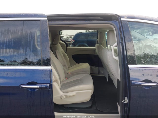 Chrysler Pacifica Hybrid Touring Plus 2017 2C4RC1H76HR836192 Image 8
