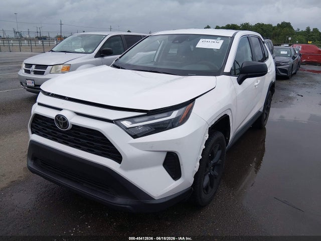 Toyota RAV4 LE 2023 2T3H1RFV3PC235717 Image 2