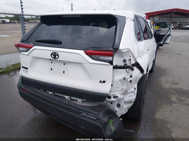 Toyota RAV4 LE 2023 2T3H1RFV3PC235717 Image 4