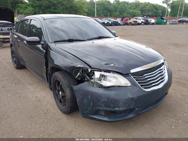 Продаж на аукціоні авто 2013 Chrysler 200 Limited, vin: 1C3CCBCG8DN587943, номер лоту: 45412902