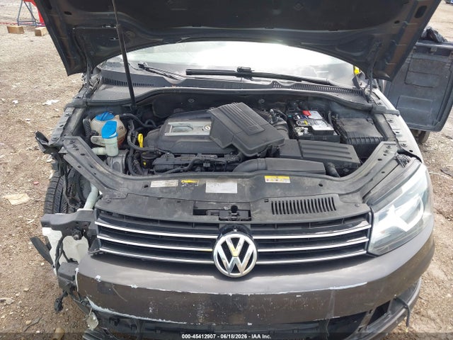 2016 Volkswagen Eos Komfort მანქანა იყიდება აუქციონზე, vin: WVWBW8AHXGV000482, აუქციონის ნომერი: 45412907
