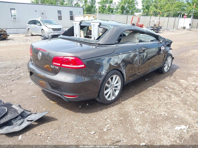 2016 Volkswagen Eos Komfort მანქანა იყიდება აუქციონზე, vin: WVWBW8AHXGV000482, აუქციონის ნომერი: 45412907