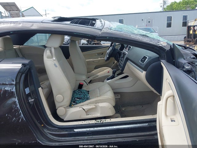 2016 Volkswagen Eos Komfort მანქანა იყიდება აუქციონზე, vin: WVWBW8AHXGV000482, აუქციონის ნომერი: 45412907