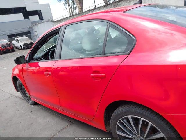 3VWD17AJ3HM394484 Volkswagen Jetta 1.8t Sport