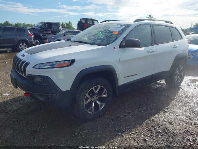 2015 Jeep Cherokee Trailhawk მანქანა იყიდება აუქციონზე, vin: 1C4PJMBS4FW572261, აუქციონის ნომერი: 45412916