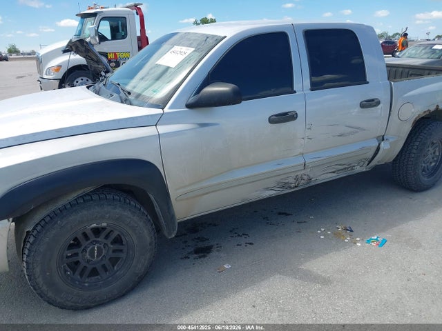 45412925 :رقم المزاد ، 1D7HW48N36S605965 vin ، 2006 Dodge Dakota Slt مزاد بيع
