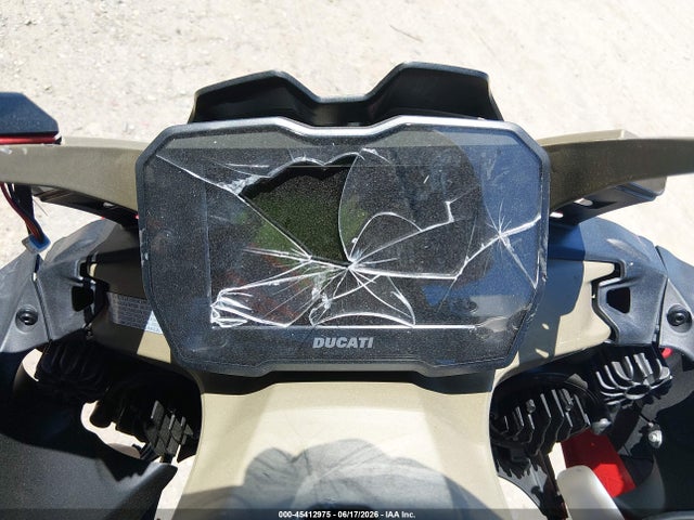 Ducati Panigale V4s 2024 ZDMDAGWW3RB008361 Image 7