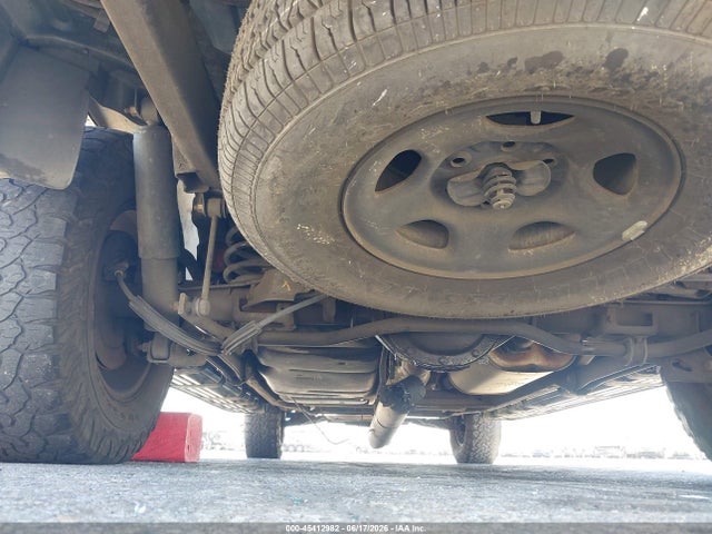 45412982 :رقم المزاد ، 1GNEC16T14J201076 vin ، 2004 Chevrolet Suburban 1500 Ls مزاد بيع