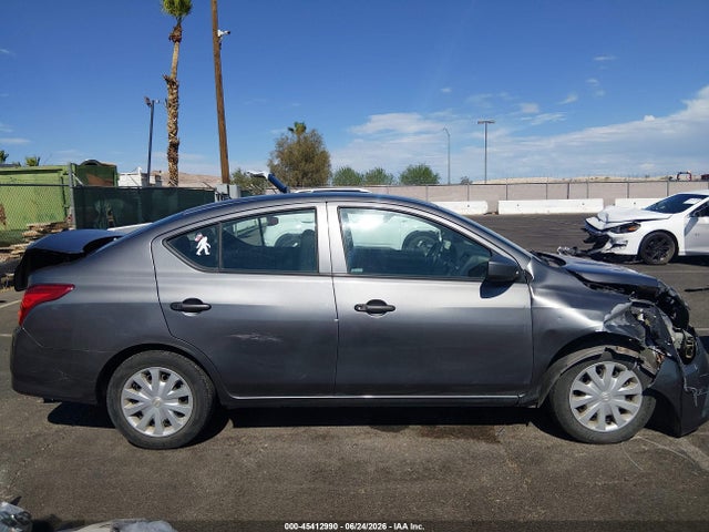 Продажа на аукционе авто 2017 Nissan Versa 1.6 S, vin: 3N1CN7APXHL879852, номер лота: 45412990