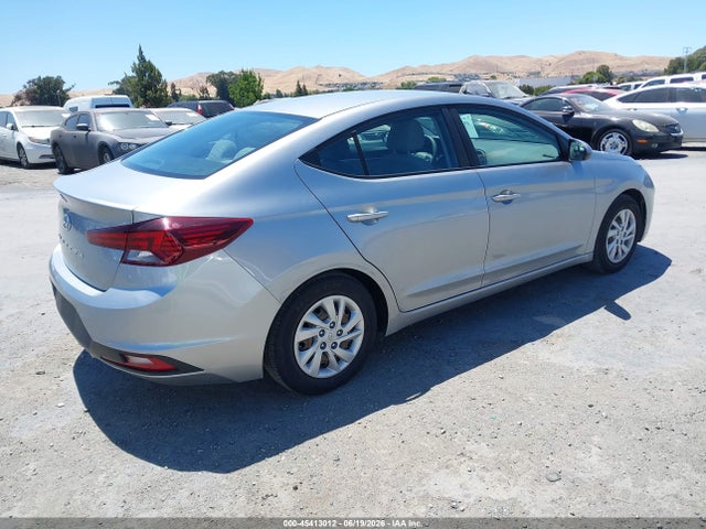 Hyundai ELANTRA SE 2020 5NPD74LFXLH607048 Image 4