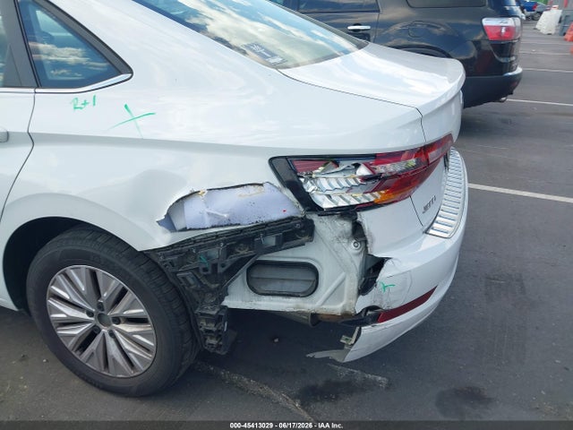2019 Volkswagen Jetta 1.4t R-line/1.4t S/1.4t Se მანქანა იყიდება აუქციონზე, vin: 3VWCB7BU6KM230008, აუქციონის ნომერი: 45413029