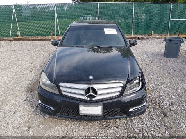 Продаж на аукціоні авто 2013 Mercedes-benz C 300 Sport 4matic, vin: WDDGF8AB1DG105693, номер лоту: 45413057