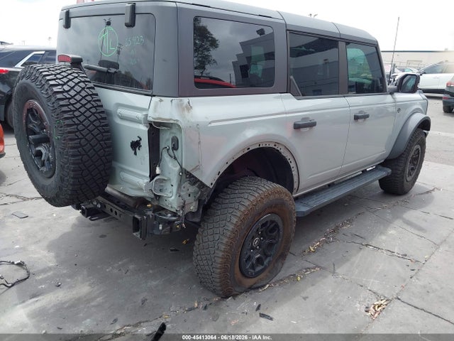 Ford Bronco Wildtrak 2023 1FMEE5DP3PLB34131 Image 4