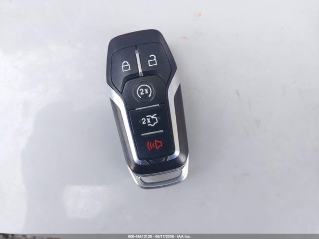 45413128 :رقم المزاد ، 1FM5K7D87HGD47915 vin ، 2017 Ford Explorer Xlt مزاد بيع