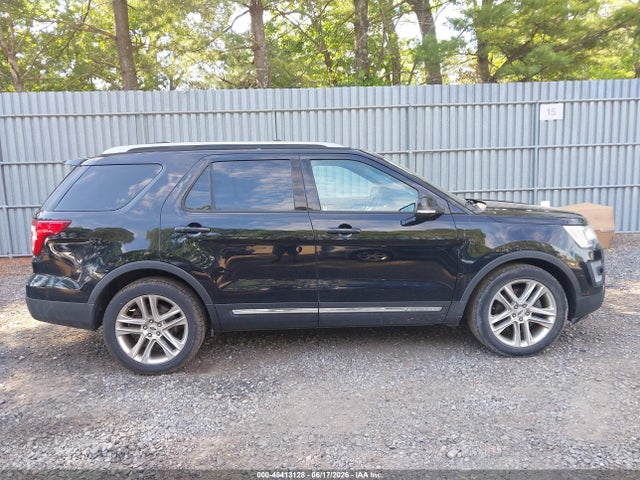 45413128 :رقم المزاد ، 1FM5K7D87HGD47915 vin ، 2017 Ford Explorer Xlt مزاد بيع
