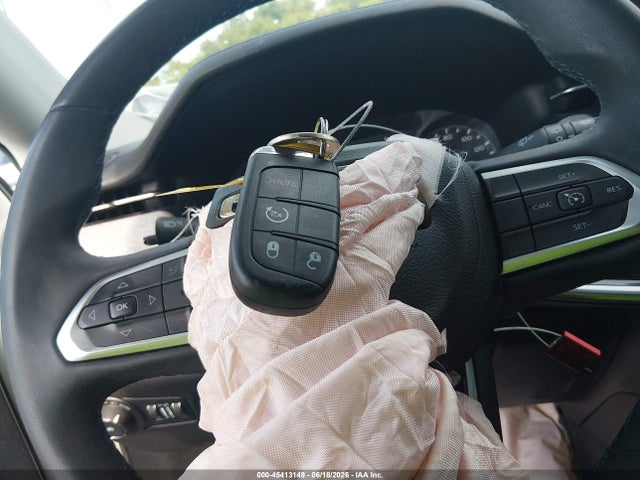 2022 Jeep Compass Latitude Fwd მანქანა იყიდება აუქციონზე, vin: 3C4NJCBB5NT120227, აუქციონის ნომერი: 45413149